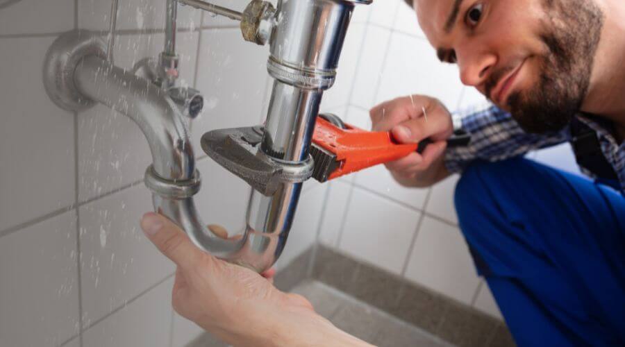 Local tankless water heater installation in Glencross, SD